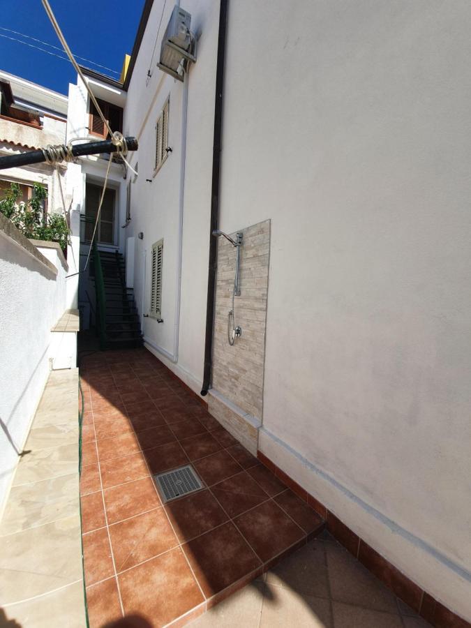 Yellowhouse Apartment Cala Gonone Exterior photo